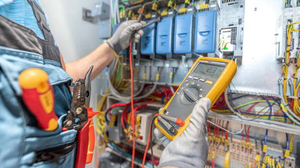 Best Affordable Emergency Electrician  in Polk City, IA